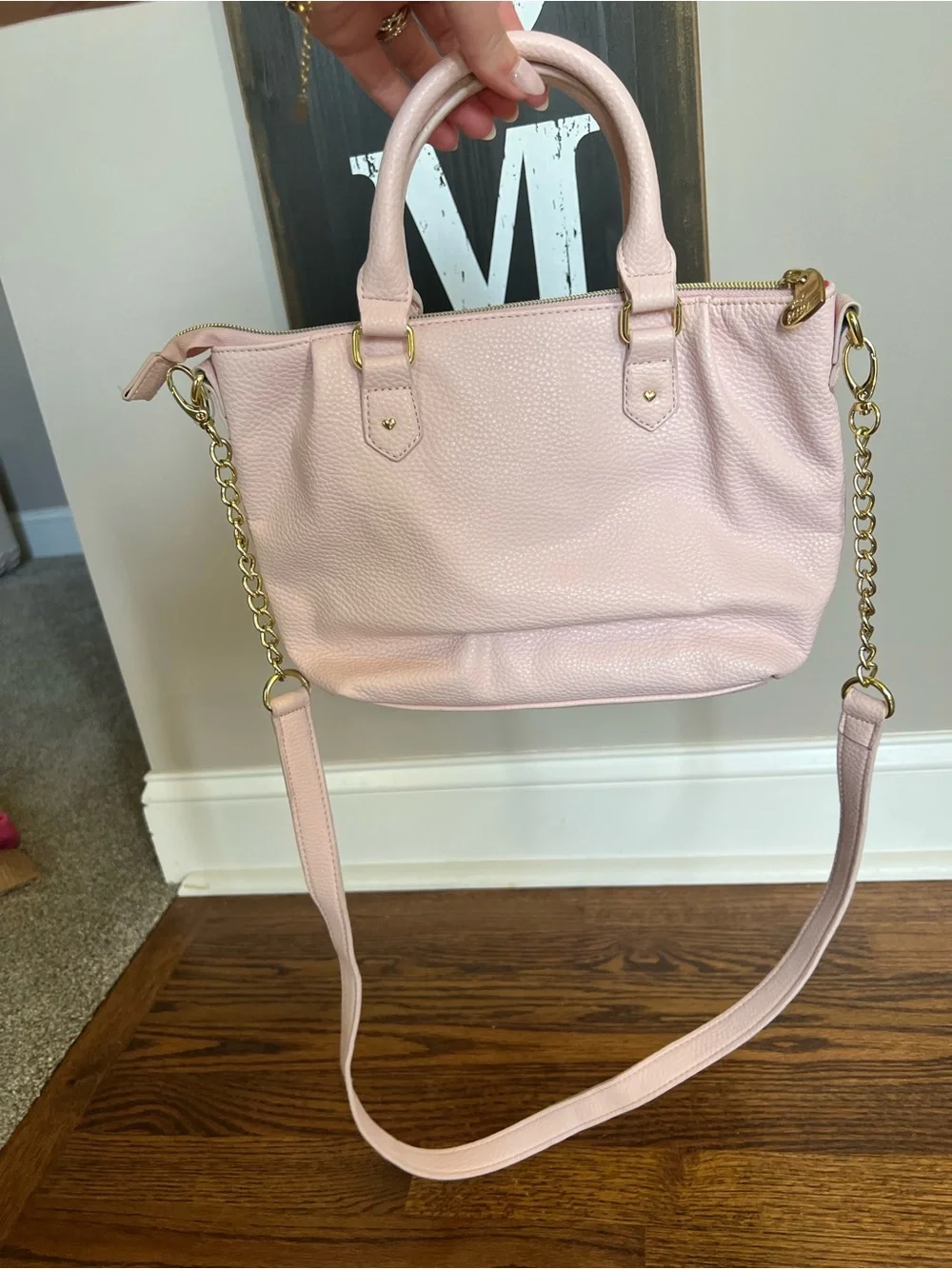 Betsey Johnson chic pale